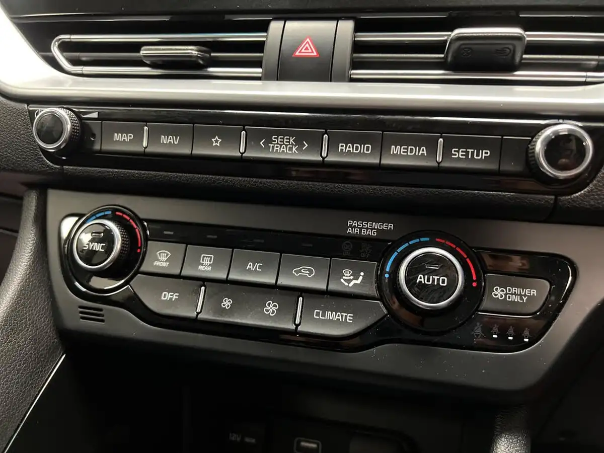 2021-kia-niro-16-gdi-phev-3-big-15
