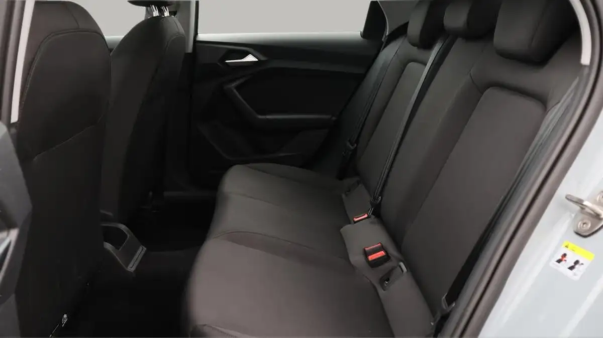 2023-audi-a1-10-25-tfsi-technik-big-16