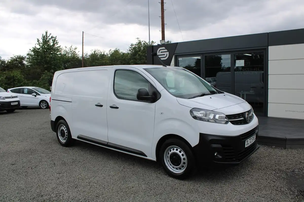 2023-vauxhall-vivaro-15td-2700-l1h1-dynamic-120pseu6d-big-1
