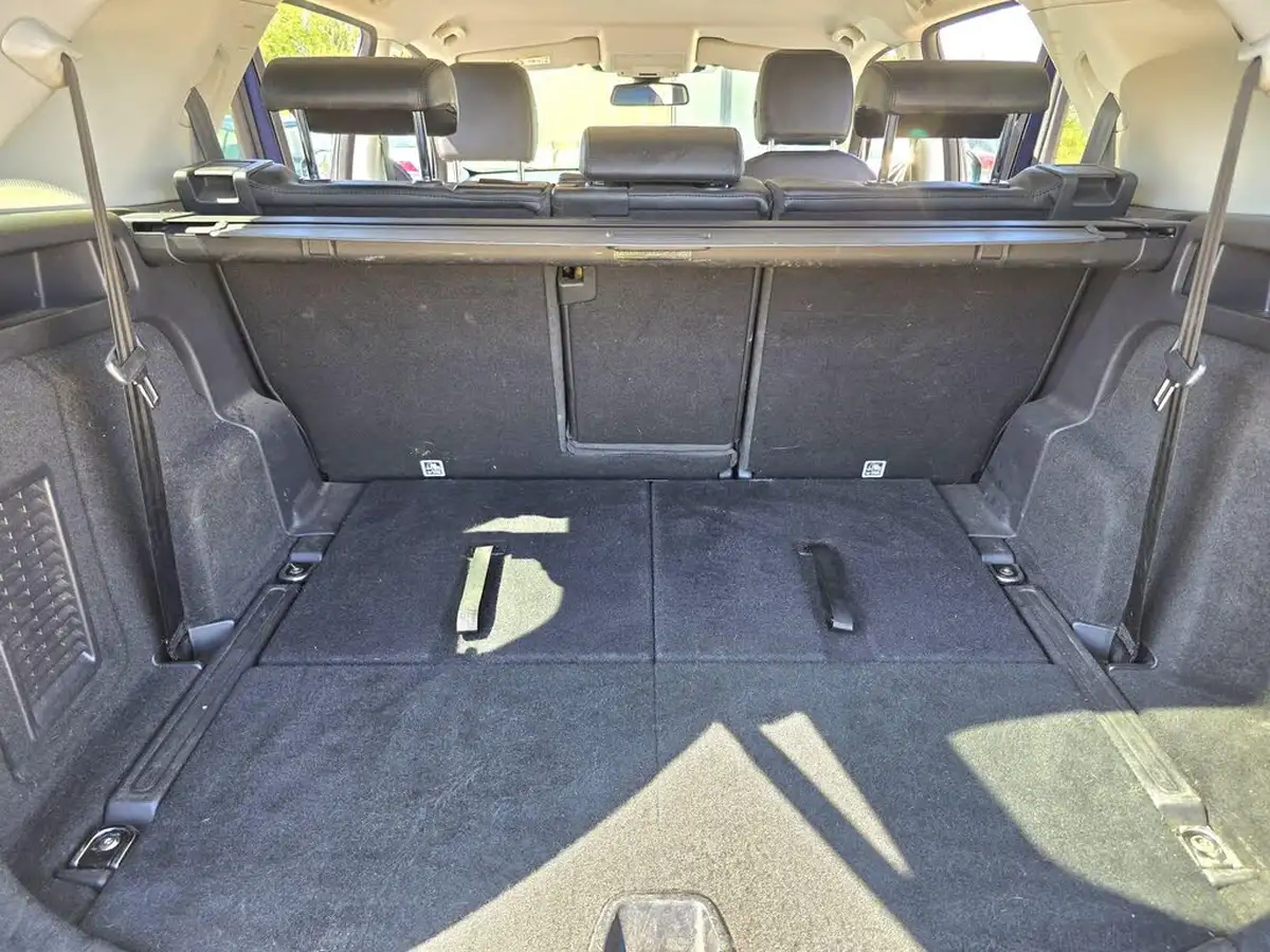 2017-land-rover-discovery-sport-20td4-se-tech-180ps-station-wagon-auto-big-39
