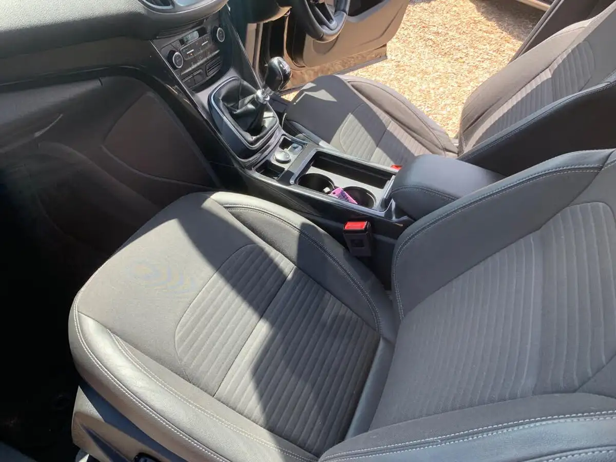 2018-ford-kuga-15tdci-titanium-big-28