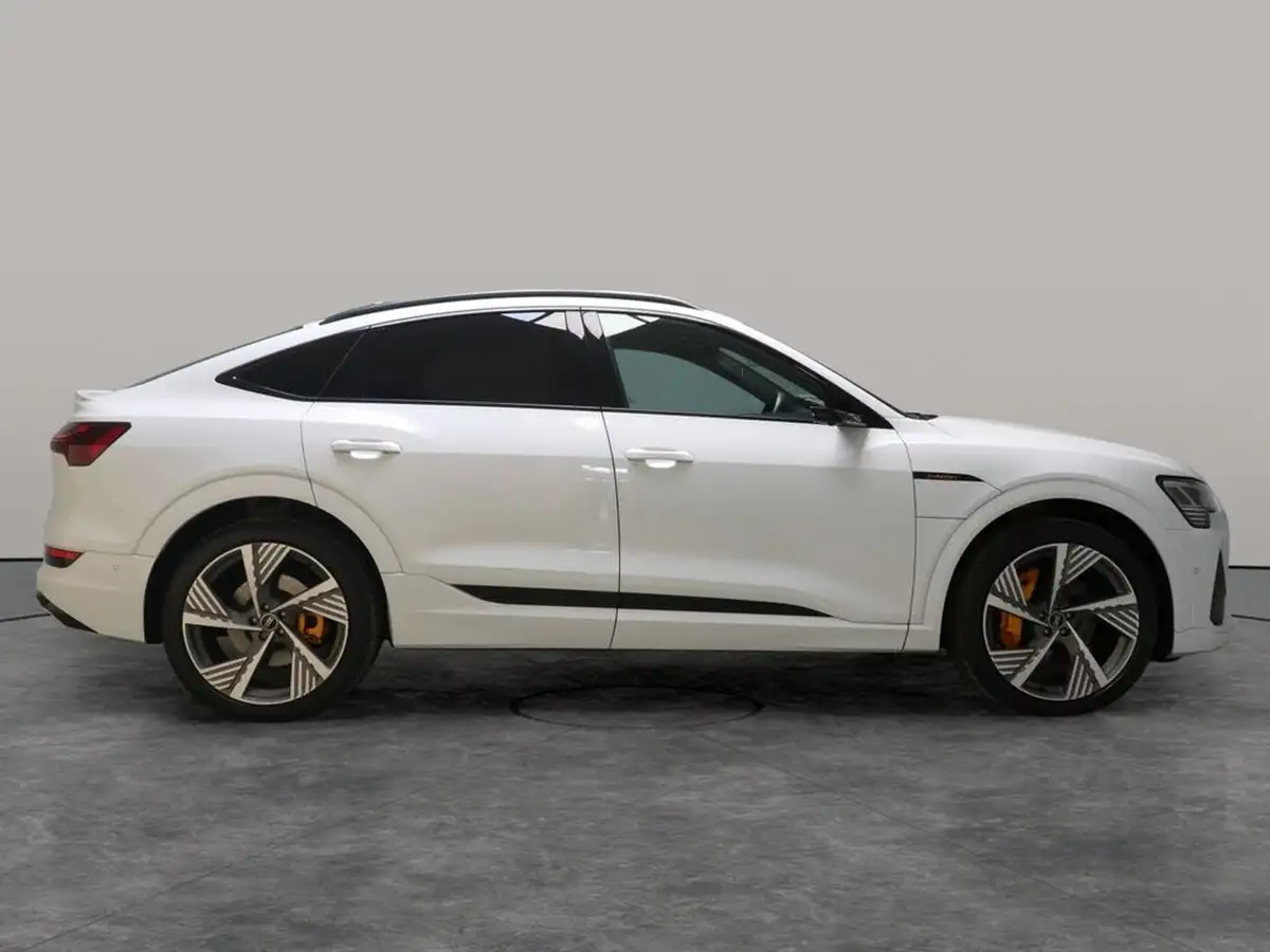 2021-audi-e-tron-50e-vorsprung-sportback-big-12