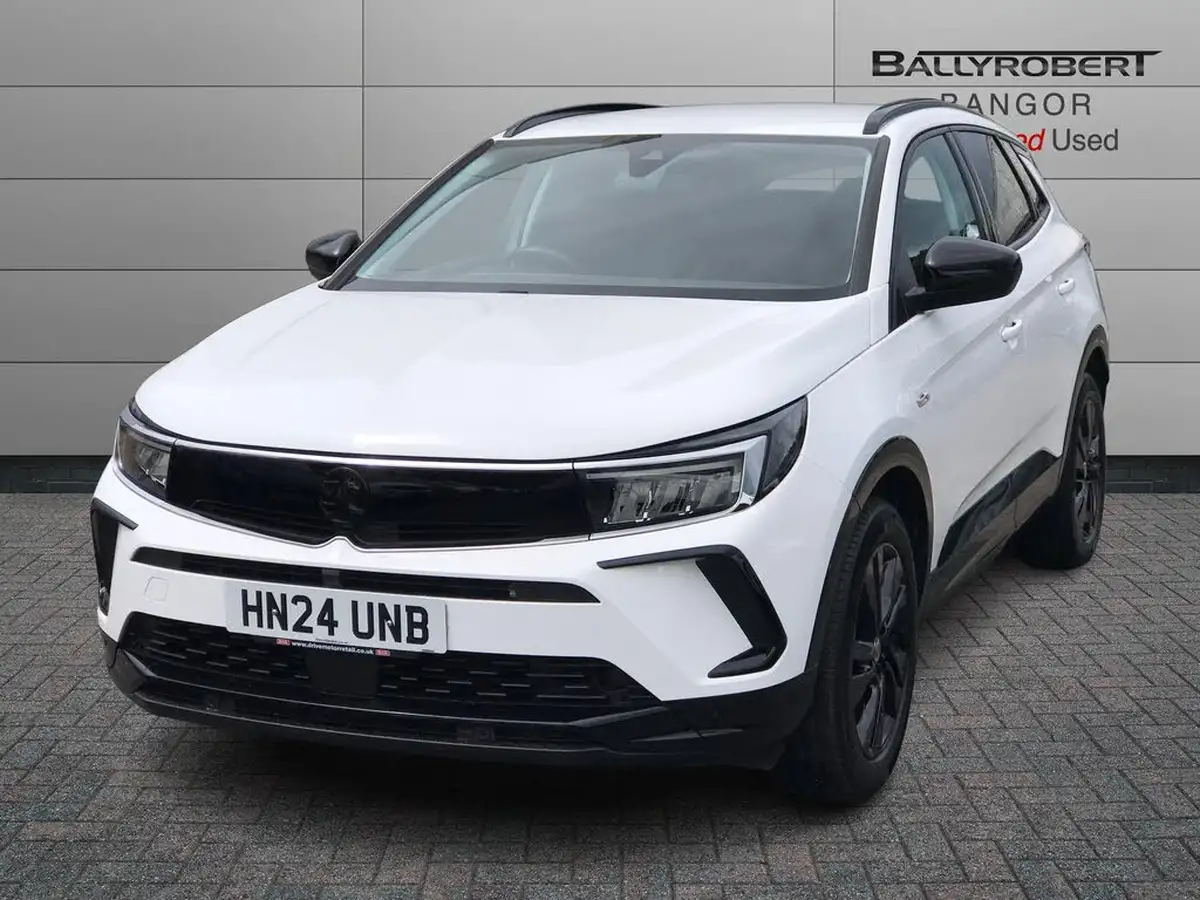 2024-vauxhall-grandland-12-gs-130ps-big-13