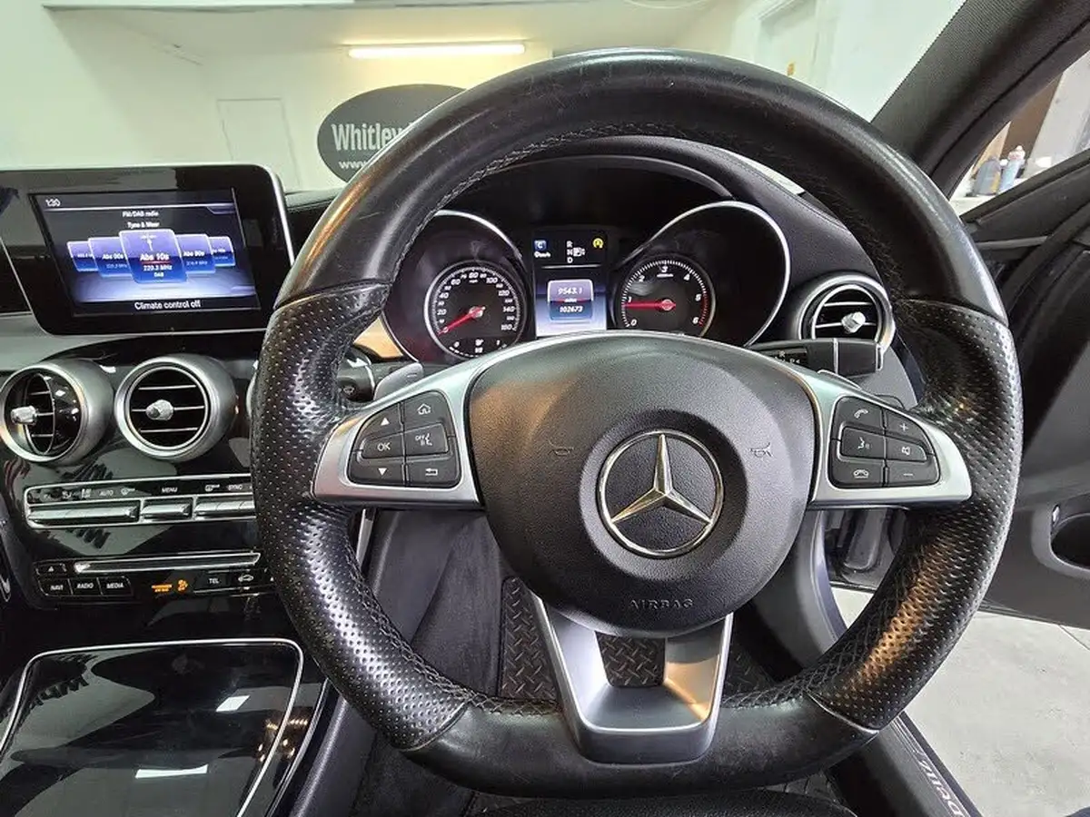 2014-mercedes-benz-c-class-21cdi-c220-amg-line-premiumss-saloon-4d-7g-tronic-plus-big-9