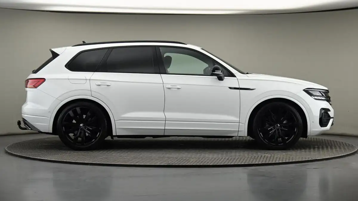 2023-volkswagen-touareg-30tdi-black-edition-286ps-big-40