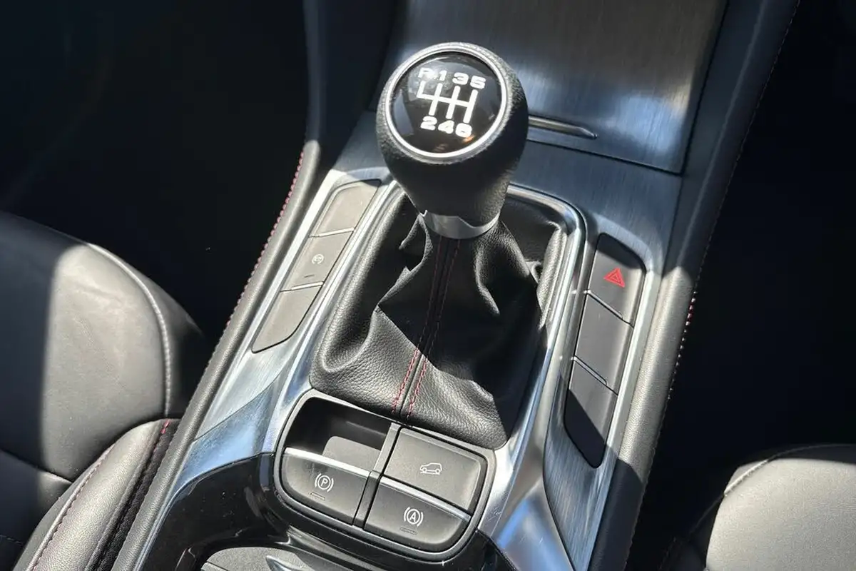 2024-mg-hs-15t-gdi-trophy-162ps-1490cc-big-28