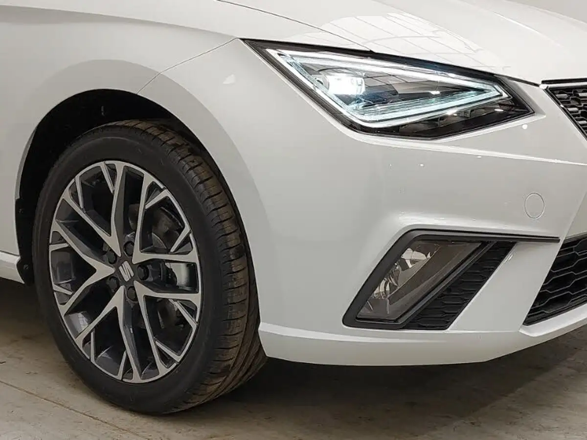 2025-seat-ibiza-10-tsi-xcellence-115ps-big-8