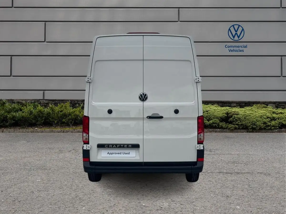 2025-volkswagen-crafter-big-16