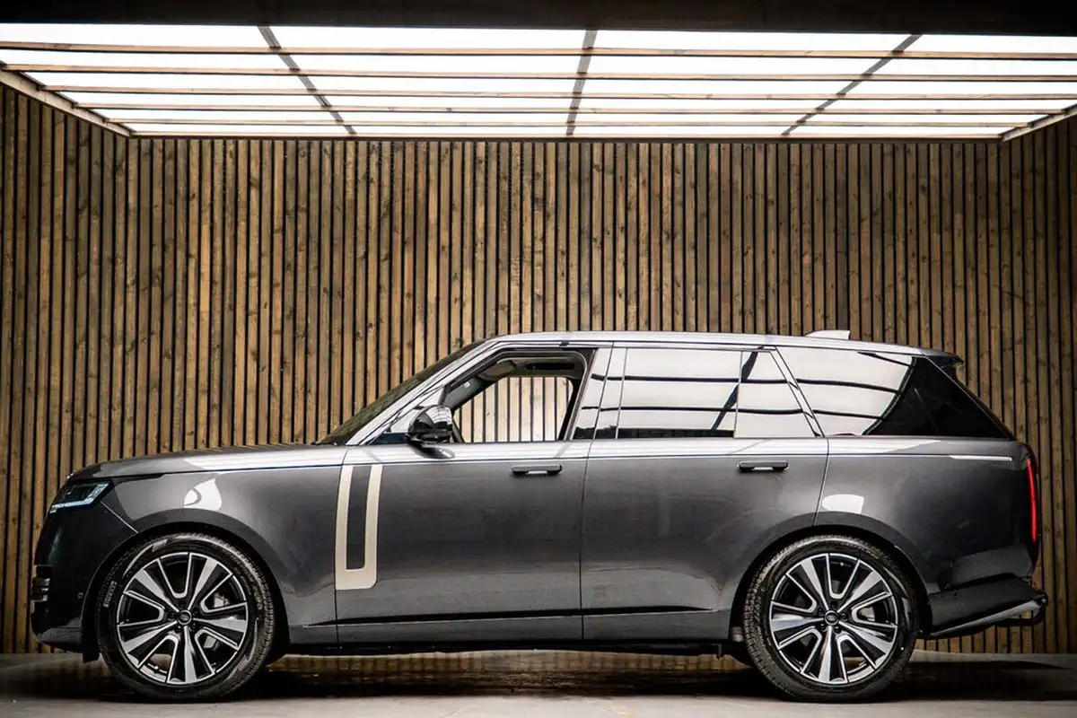 2025-land-rover-range-rover-30-d350-se-big-6