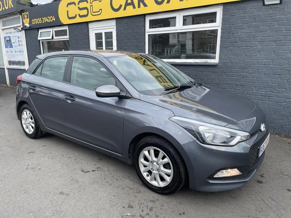 2017-hyundai-i20-12-se-hatchback-5d-big-26