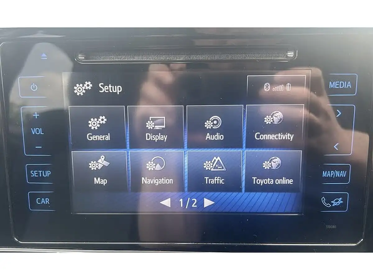2018-toyota-auris-18-vvt-i-hsd-design-hatchback-big-18