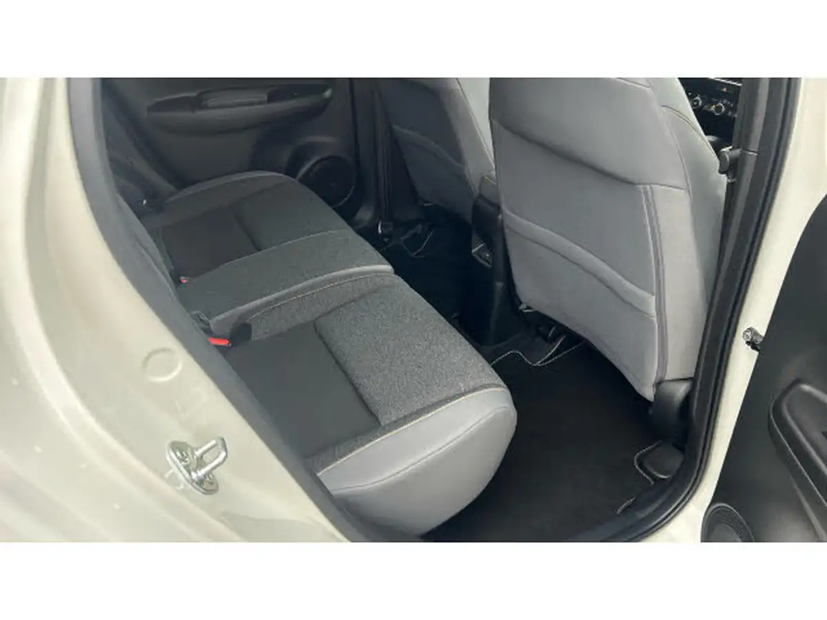 2023-honda-jazz-15-i-mmd-advance-sport-big-36