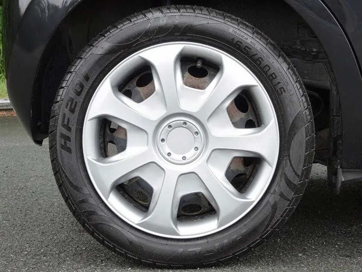 2016-citroen-c1-12-puretech-feel-82ps-5d-big-7
