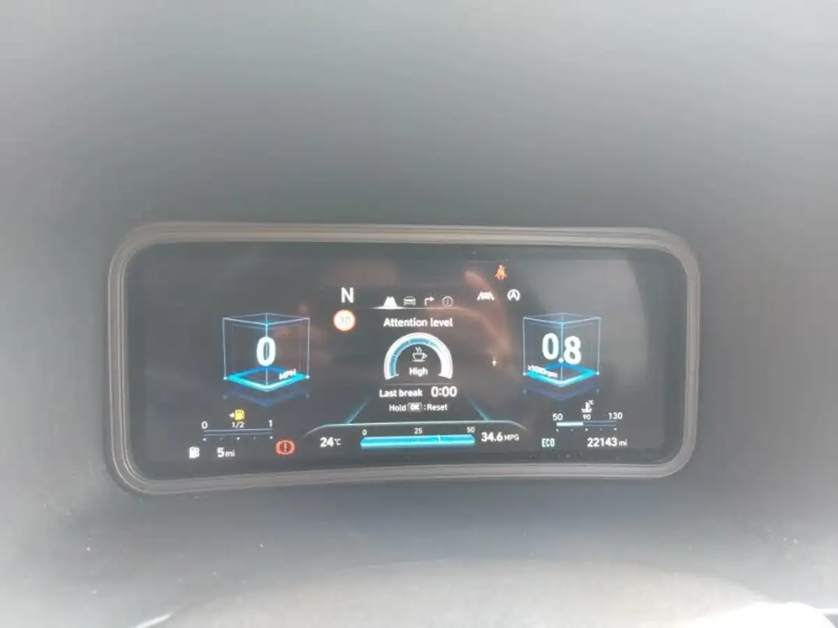 2022-hyundai-kona-10-t-gdi-premium-big-11