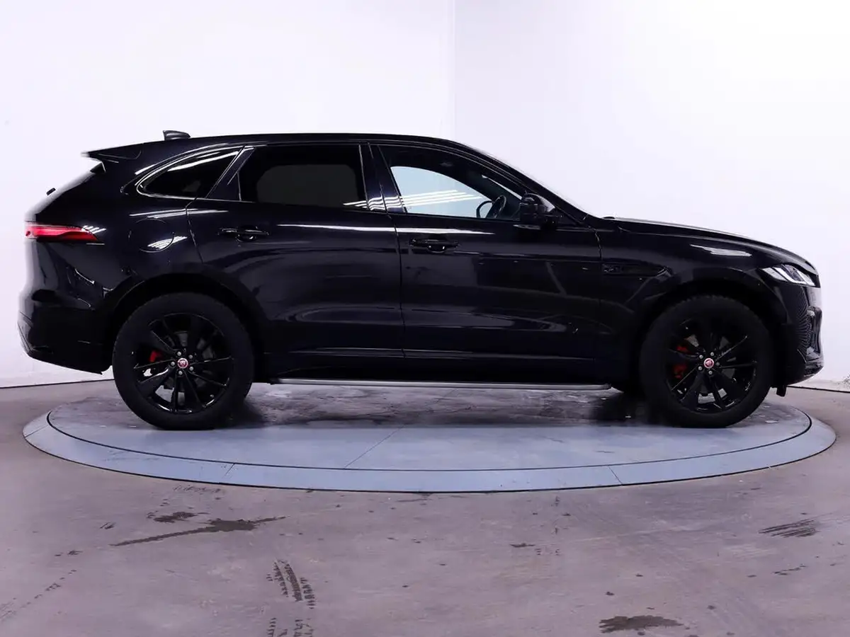 2021-jaguar-f-pace-20-d200-r-dynamic-se-mhev-big-7
