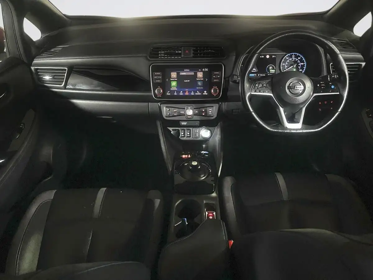 2021-nissan-leaf-e-e-tekna-big-2