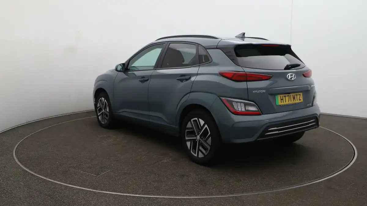 2022-hyundai-kona-e-premium-204ps-64kwh-7kw-obc-big-54