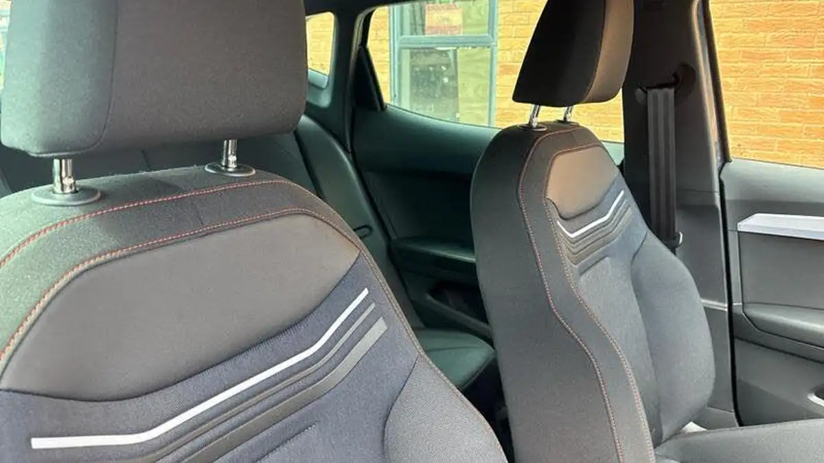 2023-seat-ibiza-10-tsi-fr-95ps-big-23