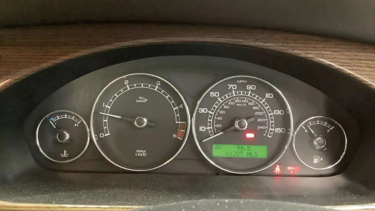 2009-jaguar-x-type-22td-dpf-saloon-4d-auto-big-9