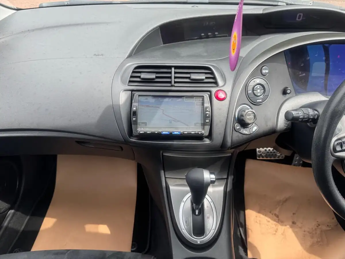 2011-honda-civic-18-es-t-auto-big-29