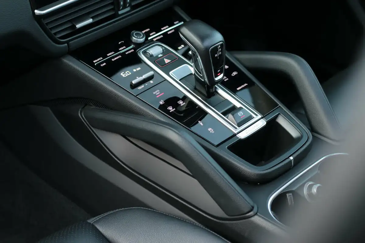 2021-porsche-cayenne-30-v6-e-hybrid-462ps-station-wagon-big-64