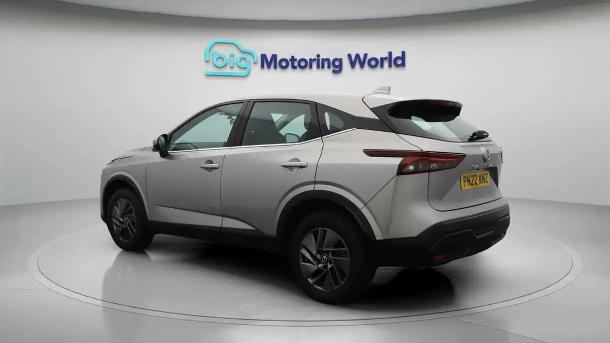 2022-nissan-qashqai-13-dig-t-acenta-premium-140ps-big-5