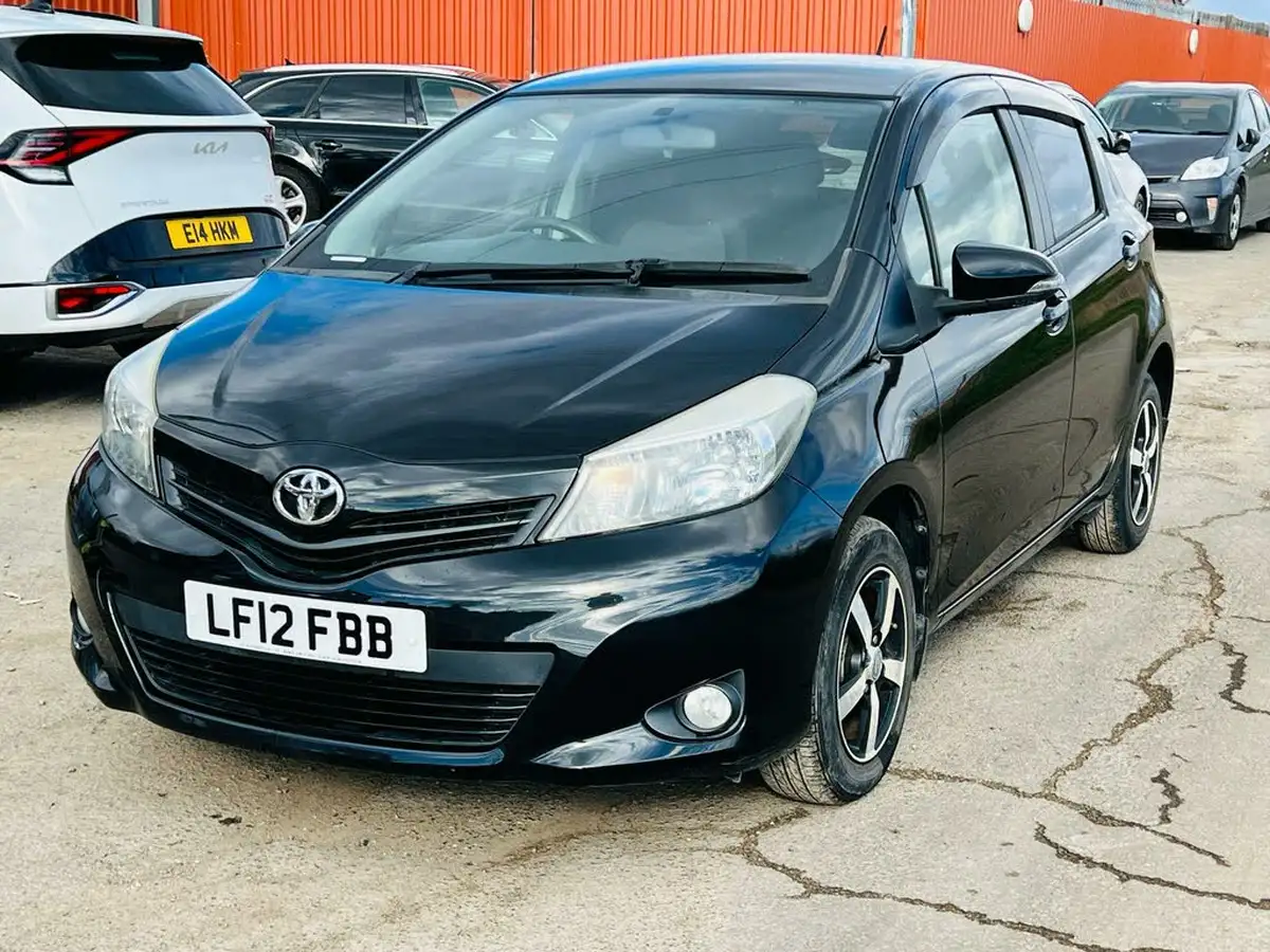 2012-toyota-yaris-133-tr-5d-m-drive-s-big-5