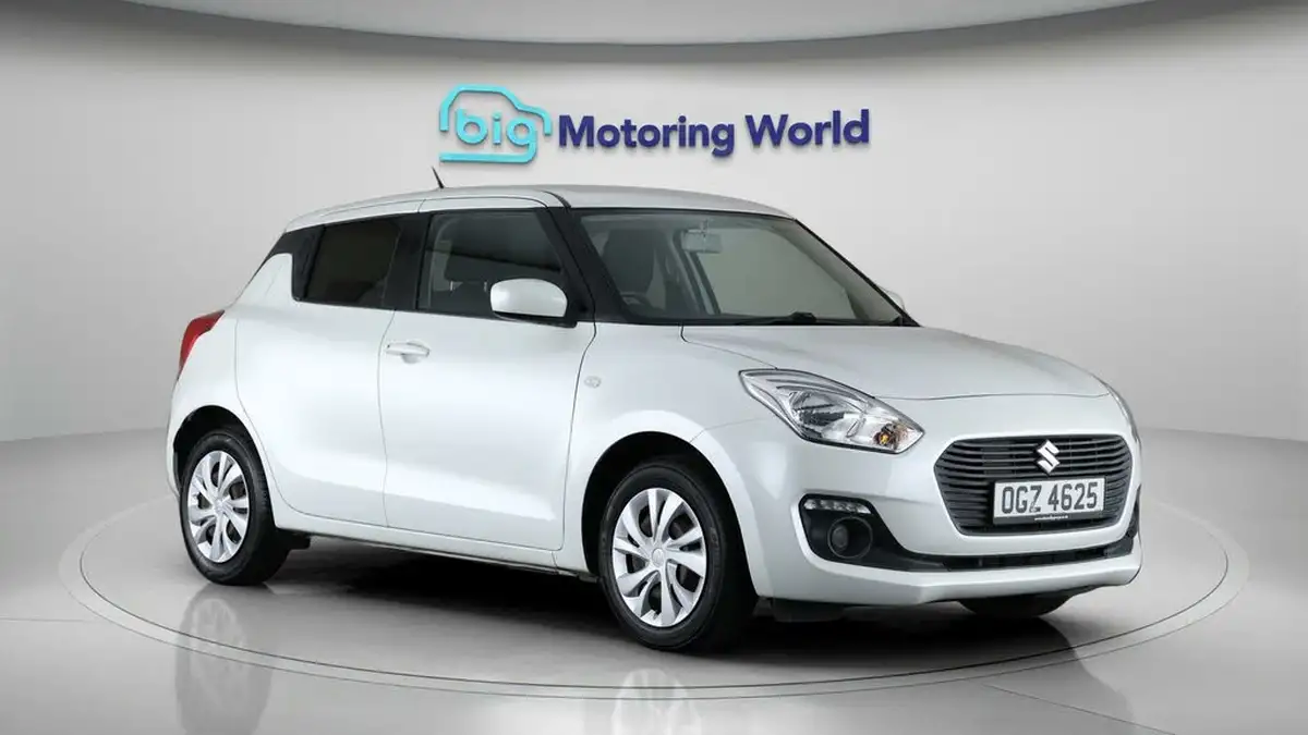 2019-suzuki-swift-12-dualjet-attitude-big-1
