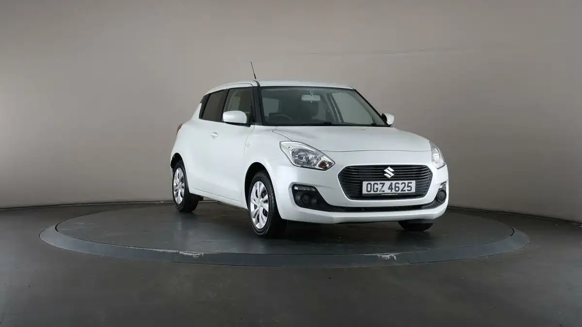 2019-suzuki-swift-12-dualjet-attitude-big-49