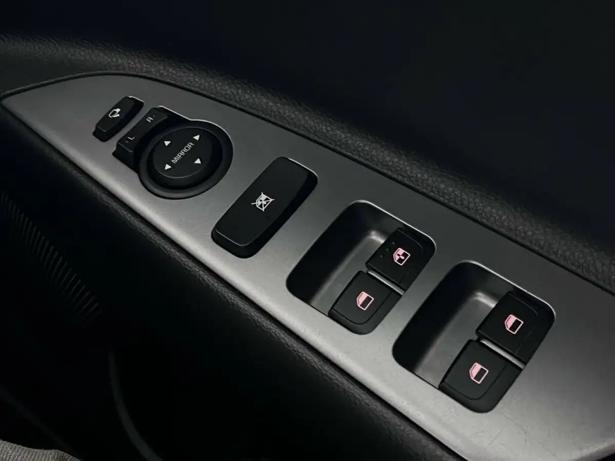 2022-kia-stonic-10-t-gdi-connect-dct-big-24