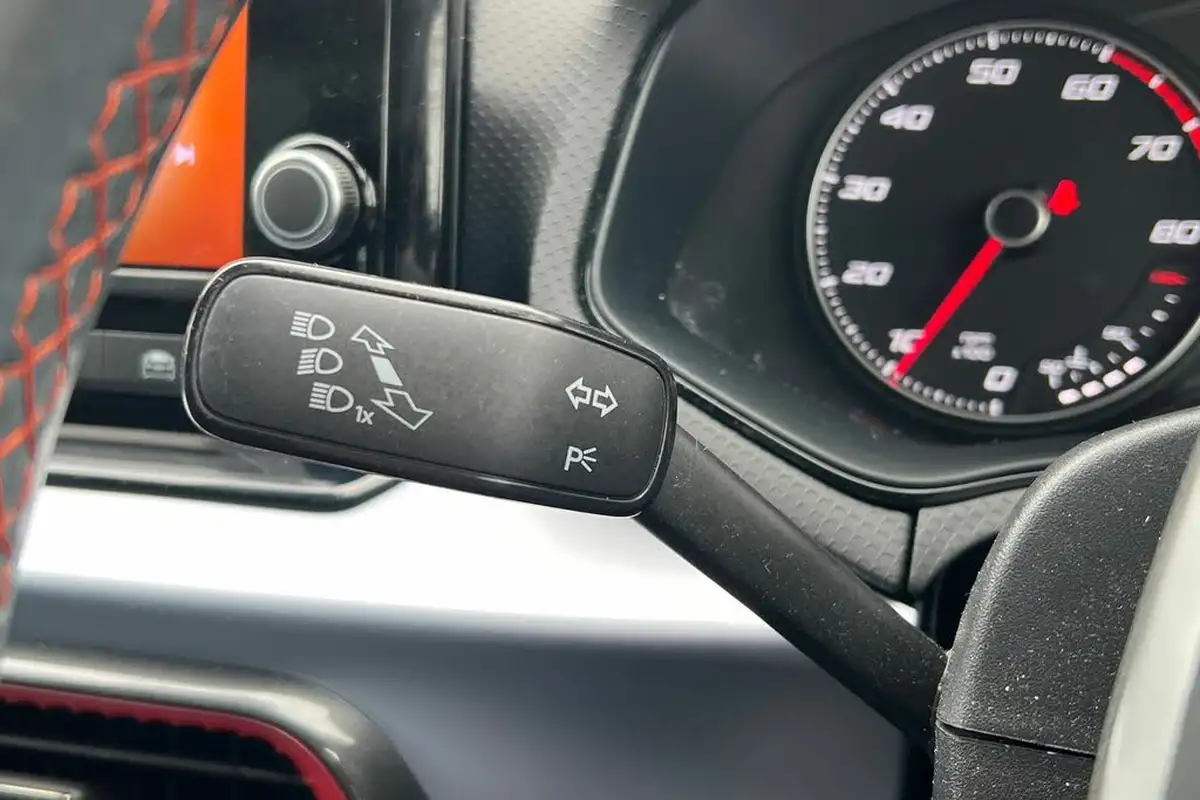 2022-seat-ibiza-10-tsi-fr-edition-95ps-big-24