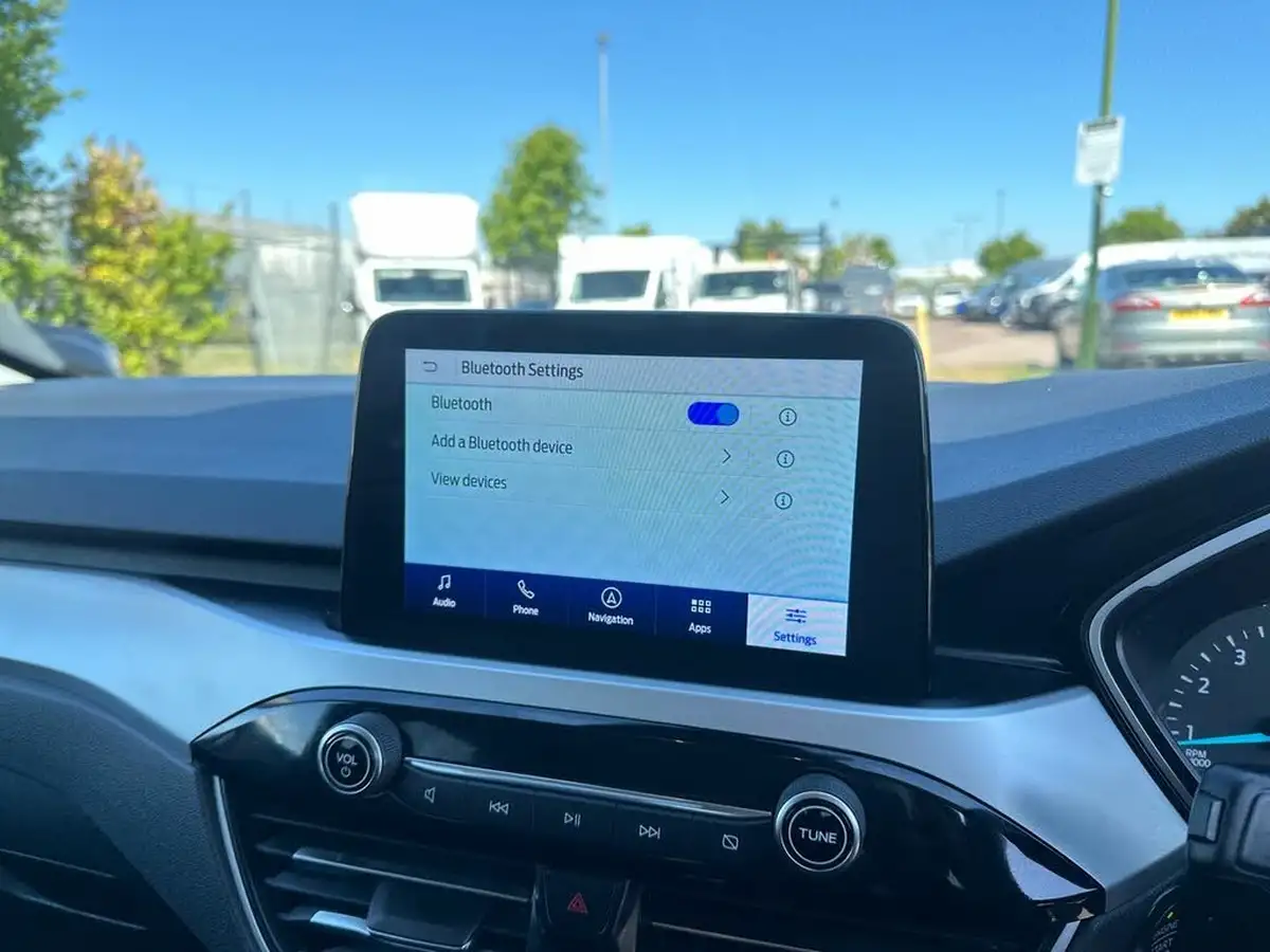 2022-ford-kuga-15t-zetec-big-20