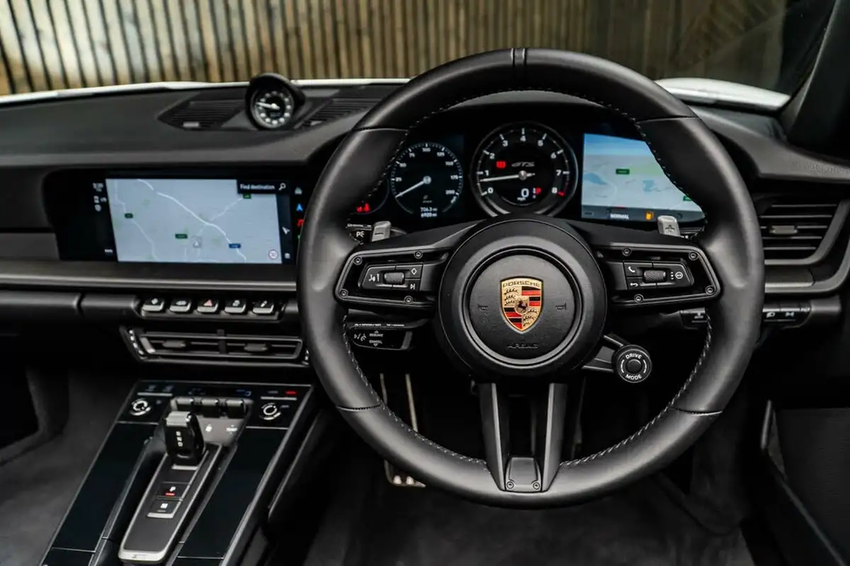 2024-porsche-911-30-carrera-4-gts-480ps-cabriolet-2981cc-pdk-big-26