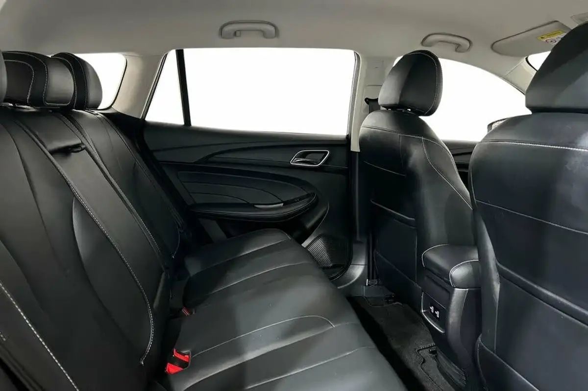 2021-mg-mg5-e-exclusive-ev-long-range-big-9