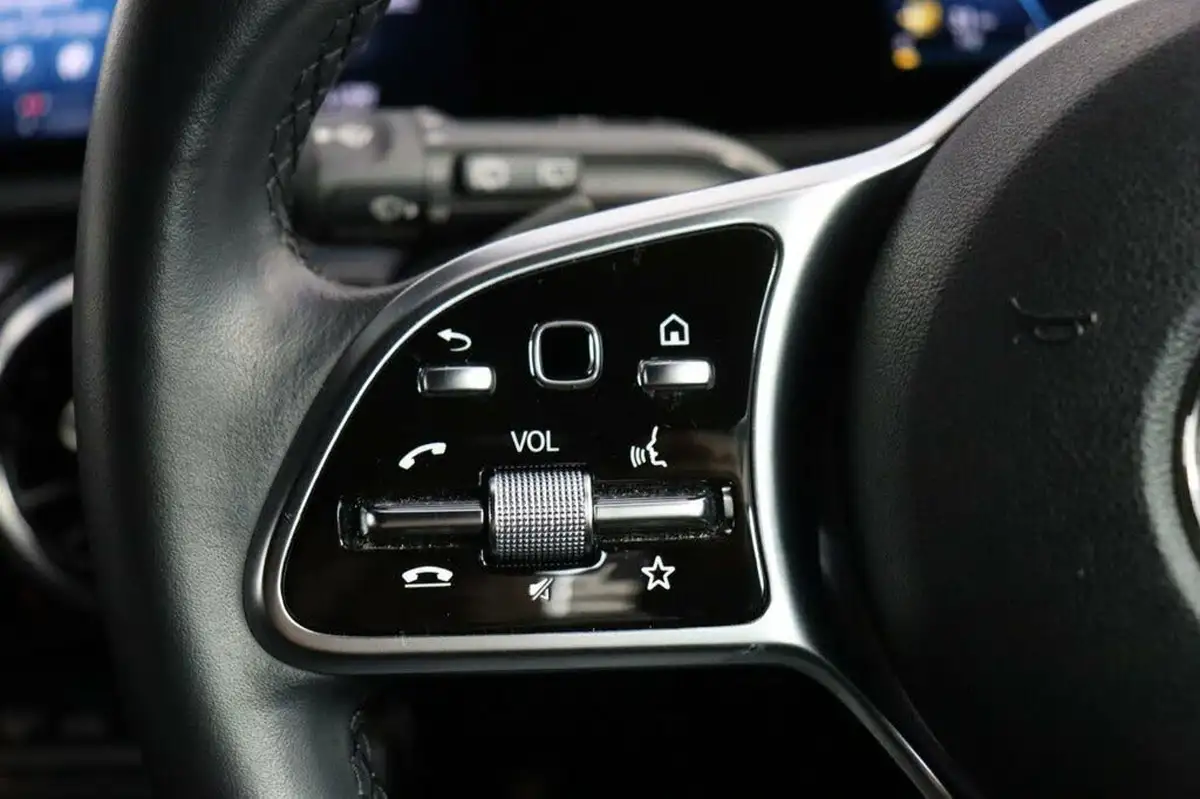 2022-mercedes-benz-a-class-13-a180-sport-executive-edition-hatchback-5d-7g-dct-big-24