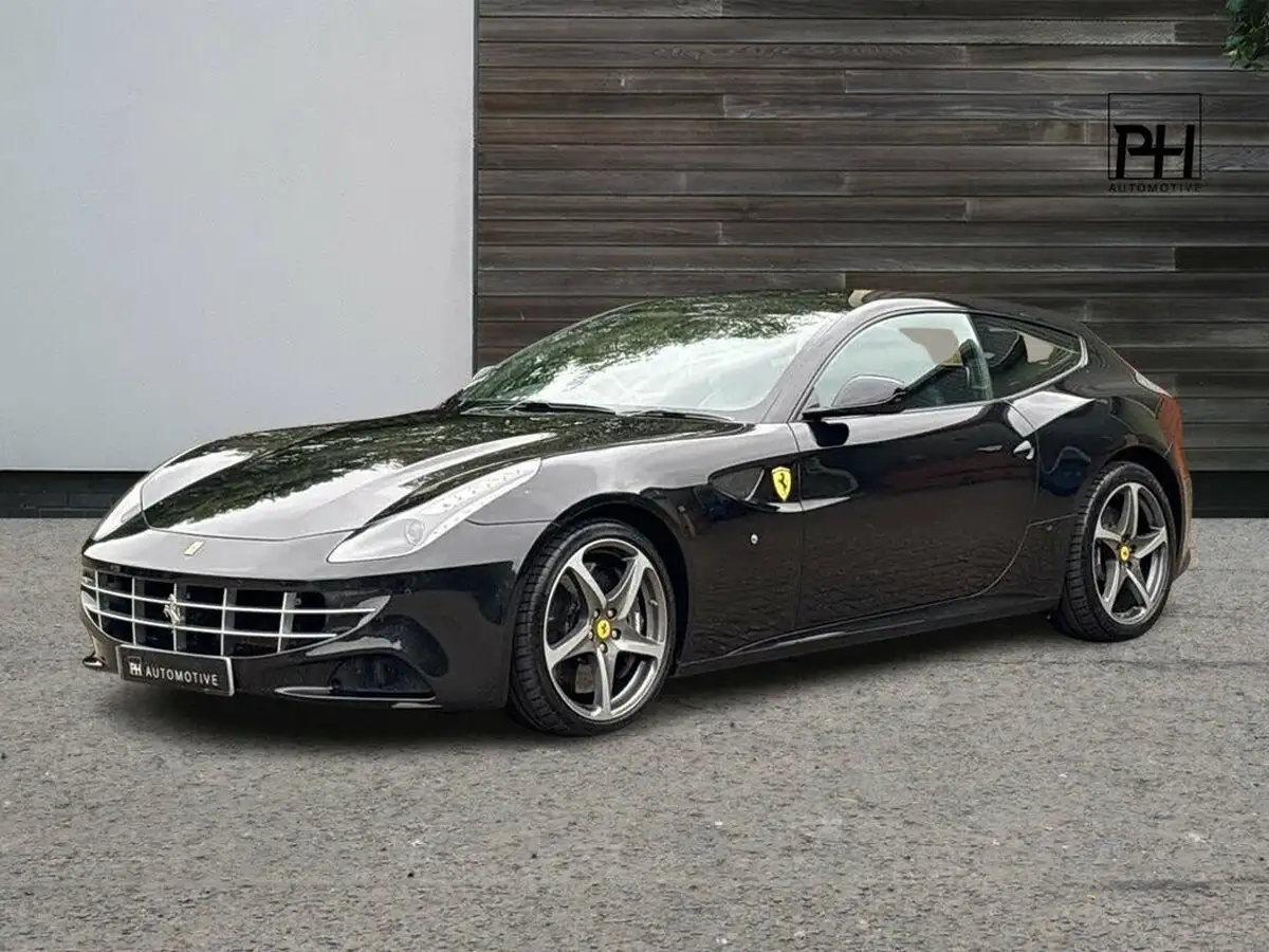 2013-ferrari-ff-63-big-8