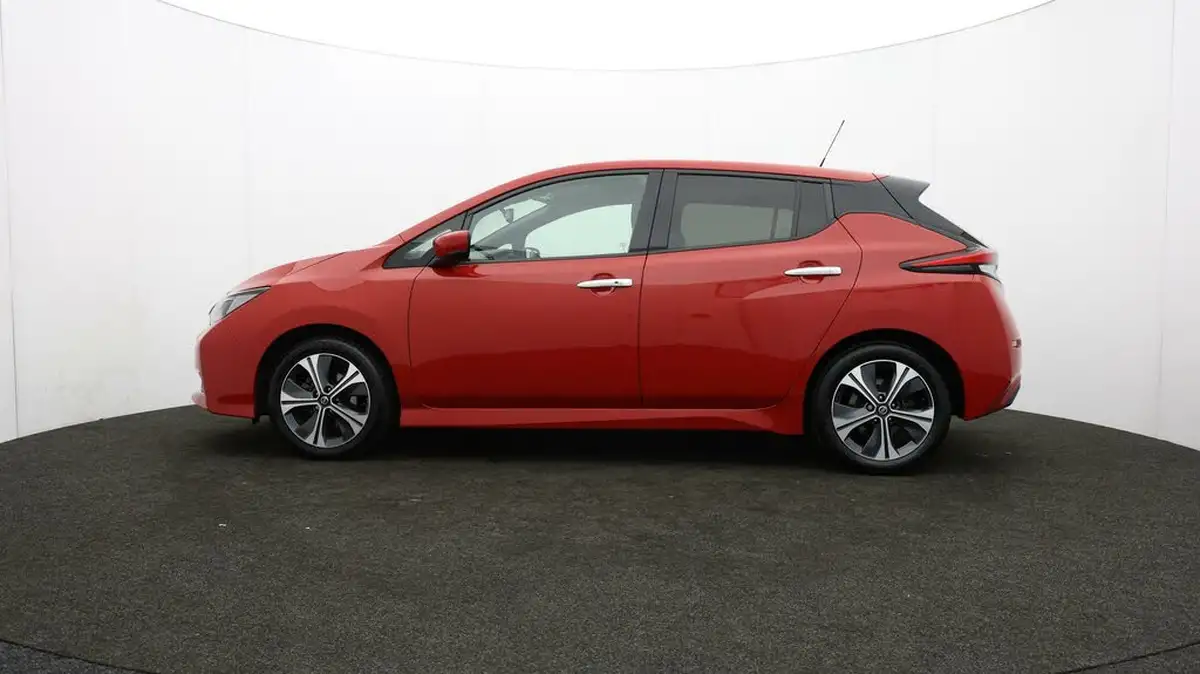 2020-nissan-leaf-e-n-connecta-big-71