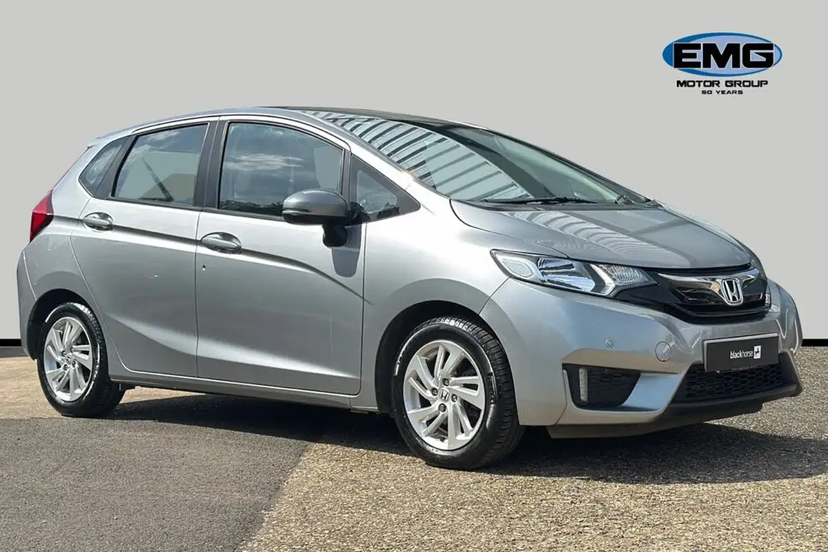 2016-honda-jazz-13-i-vtec-se-big-0