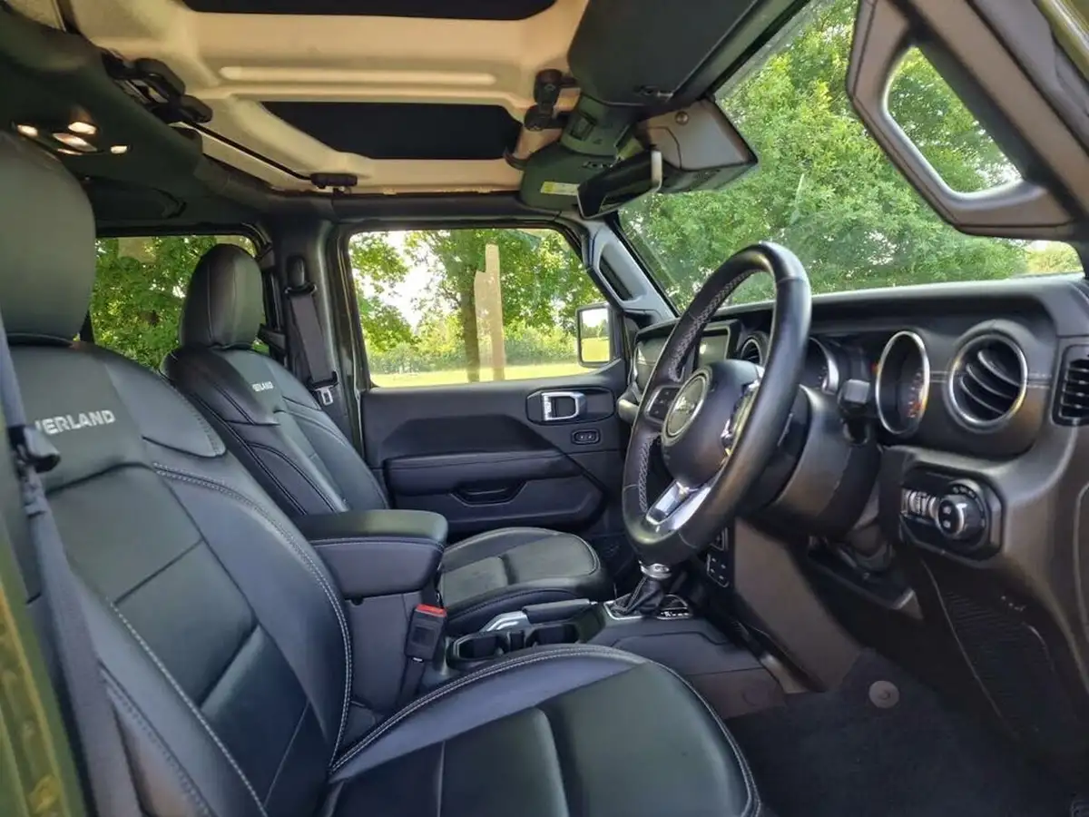 2022-jeep-wrangler-20-gme-overland-5d-big-6