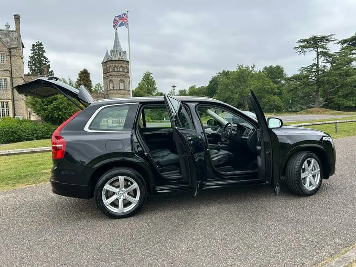 2023-volvo-xc90-20-b5-core-big-10