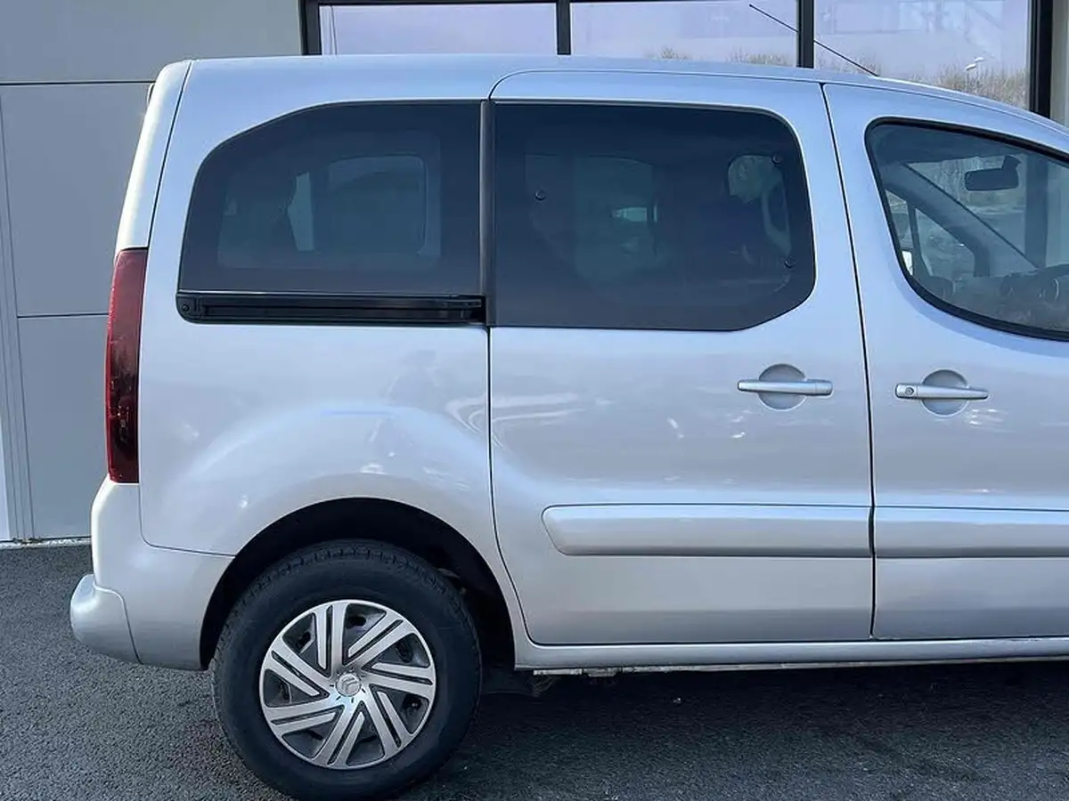 2017-citroen-berlingo-16bluehdi-multispace-feel-102ps-ss-etg6-big-6
