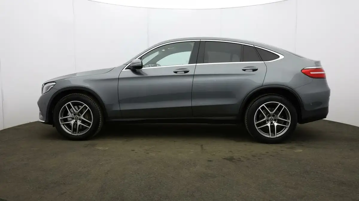 2018-mercedes-benz-glc-class-21d-glc220d-amg-line-ss-coupe-4d-big-70