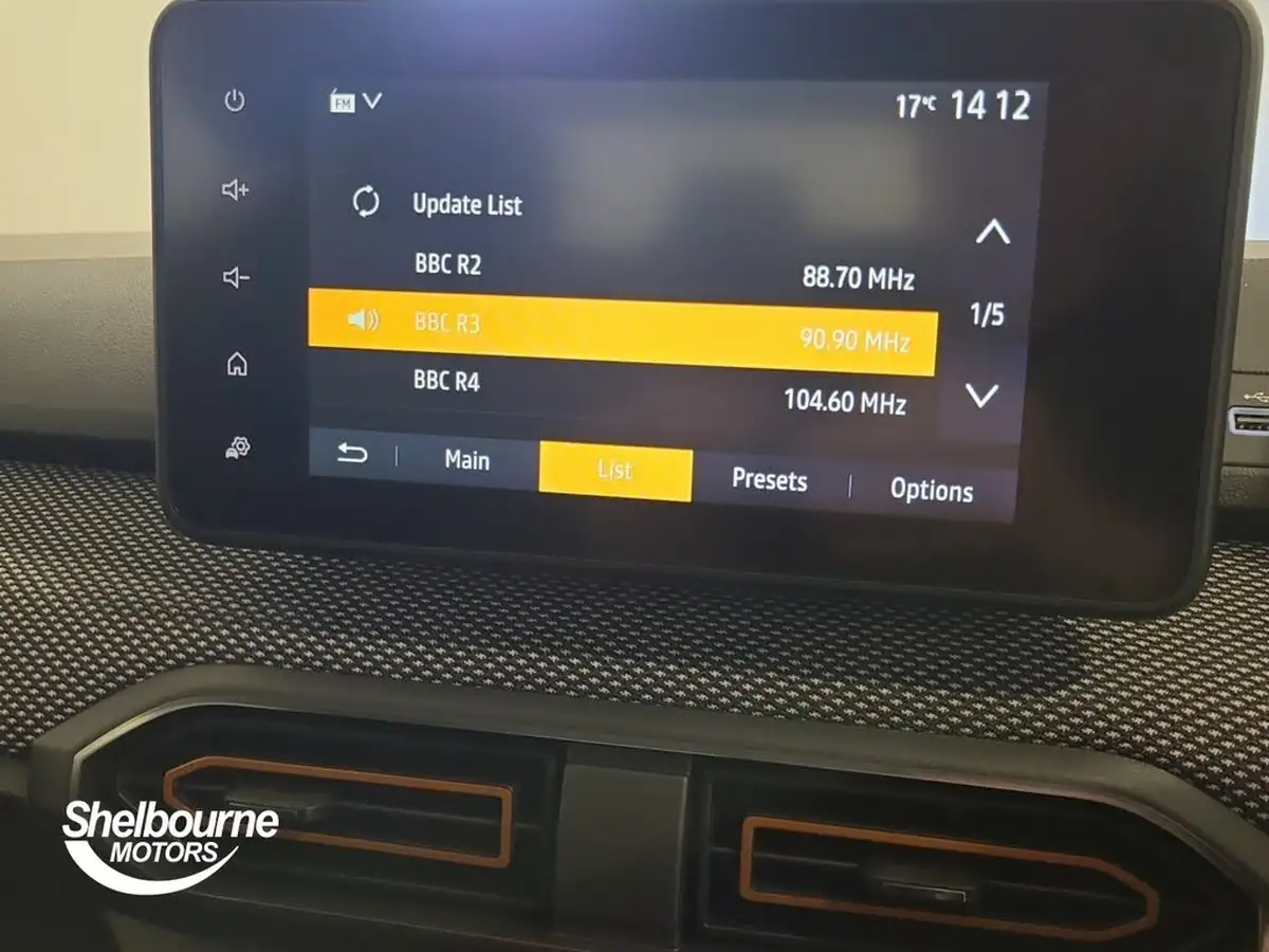 2022-dacia-sandero-stepway-10-tce-comfort-100bhp-bi-fuel-big-37