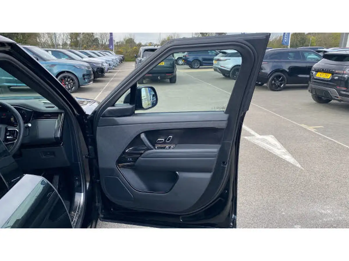 2023-land-rover-range-rover-sport-30-d300-autobiography-big-44