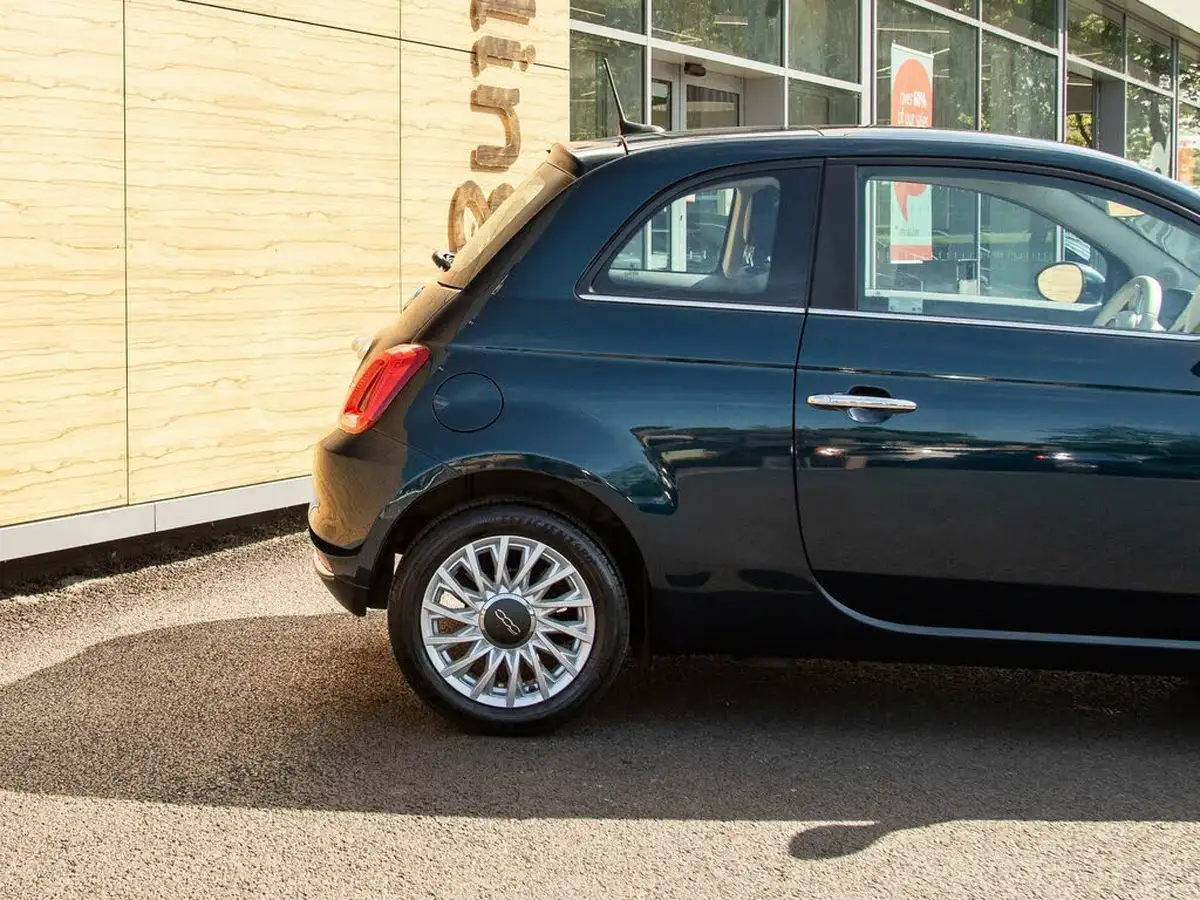 2021-fiat-500-10-dolcevita-big-6