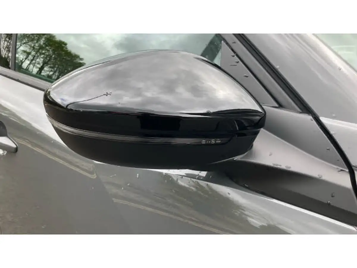 2025-peugeot-2008-suv-12-puretech-allure-130ps-big-21