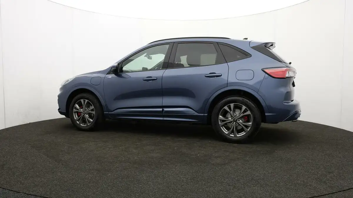 2022-ford-kuga-big-71