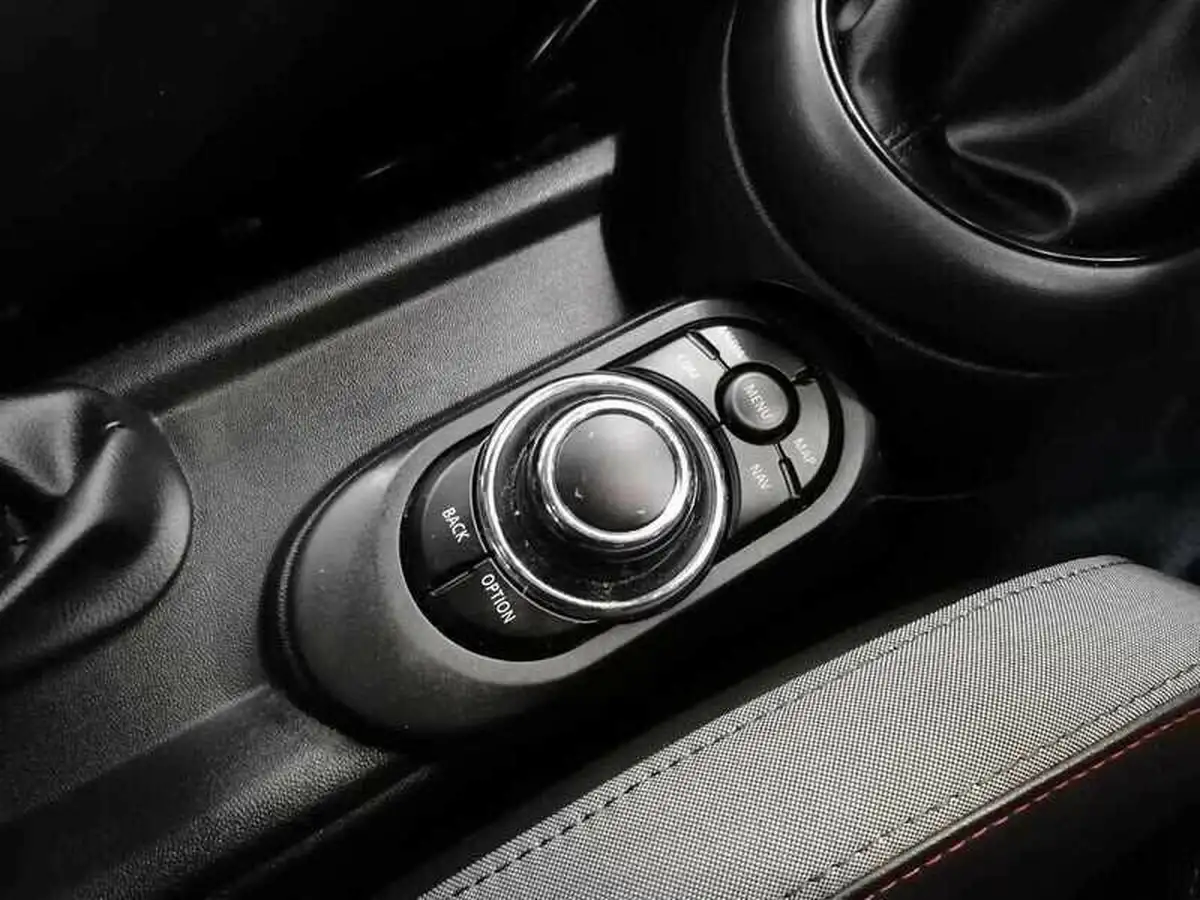 2021-mini-cooper-20-cooper-s-sport-hatchback-5d-big-28