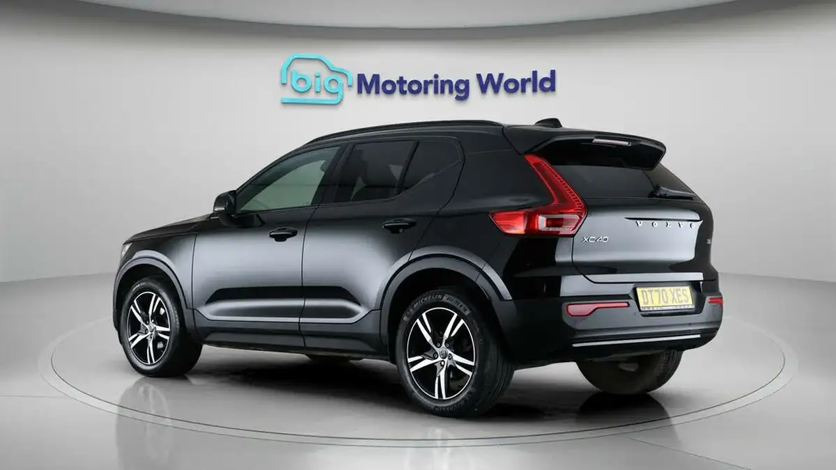 2021-volvo-xc40-15-t3-r-design-163bhp-big-5
