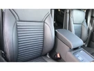 2024-land-rover-discovery-30-d350-dynamic-hse-small-14